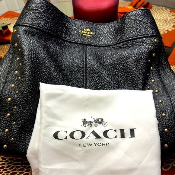 Coach Hobo Black Medium size purse - Picture 1 of 7